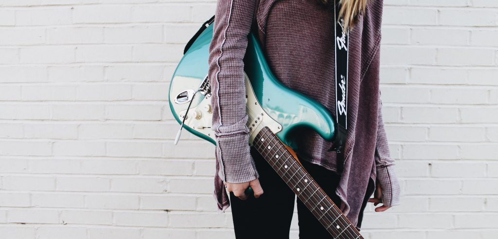 Girl Guitar | Kycker Article